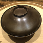 温石 - お椀。中身はなんでしょう？