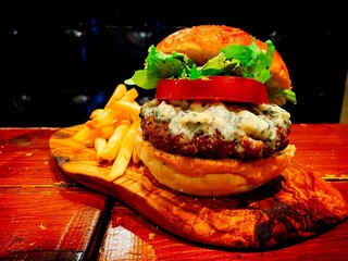 Bagaazu besu - Blue Cheese Burger ブルーチーズバーガー