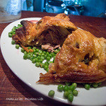 煮こみや なりた - 1220-12パイ割