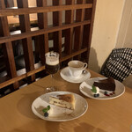 DUBLIN ROOM CAFE - 