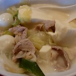 栄夏 - 小皿に取り分けた豆乳鍋