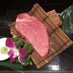 俺の焼肉 - 俺のシャトーブリアン(2480円)