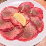 Yakiniku Marui Seinikuten - 