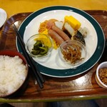 アパホテル - 料理写真:決まった量のワンプレートのおかず