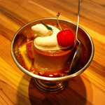 モットコーヒースタンド - かためのプリンがおすすめ