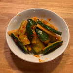 您好 - キュウリ