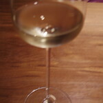 リョウリヤ ステファン パンテル - TRIM BACH