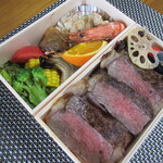 肉のながおか - 【ステーキ弁当　２０００円】