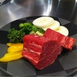 ステーキ＆ワイン シュバルージュ - 黒毛和牛