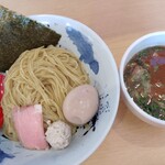 麺処 ajito - 濃厚豚骨魚介つけ麺(味玉入り) 900円　麺中盛り