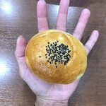 am bread - 粒あんぱんのサイズの参考までに