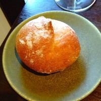 北鎌倉 紫−ゆかり− - 自家製ライ麦パン