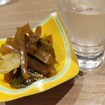 南部ビストロ うんめのす - わさび醤油漬　日本酒にはこれだ！
