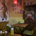 カフェバリチャンプル - フクロウの絵が増えてました