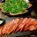 Yakiniku Sebun - 厚切り塩タンも