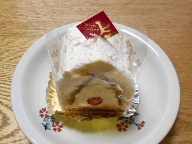 スイーツ エスカリエ 大形 ケーキ 食べログ スイーツ エスカリエ 大形 ケーキ 食べログ