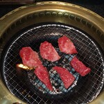 Yakiniku Tabehoudai Kangeki Dondon - 