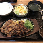 カルビ丼とスン豆腐専門店 韓丼 - カルビ定食