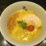 伊駄天 - 特製平打ち麺（塩）860円