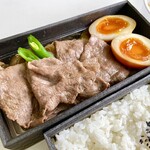 Kappou Yahataya - 仙台牛すき焼き弁当（テイクアウト）