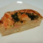 セシュエット - しっとりふわモチ生地と分厚いじゃが芋スライス、コク深い明太子ソースとあおさ海苔が相性抜群