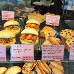 セシュエット - 見るからに本格的なお料理にワクワク！タイ料理のガパオや海老チリを挟んだ人気のサンド