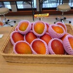 ラ・ゴッチャ - 店内のマンゴー