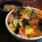 興 - 【特別メニュー】「ばらちらし」：誕生会等のお祝い事の時に。予約必須メニュー！