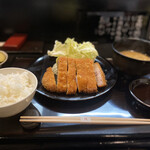 Tonkatsu Yamamoto - ろーすかつ定食