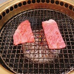 炭火焼肉しゃぶしゃぶ きた里 - 特上ロース
