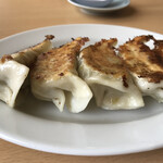 おぐら屋 - デカい餃子