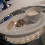 銀座 ハプスブルク・ファイルヒェン - キッチンからのご挨拶