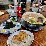 大砲ラーメン - ワンタンメン＆餃子セット