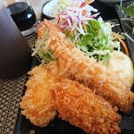 和風ダイニング しらはま - お刺身とミニフライ定食、ミニフライ