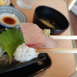 和風ダイニング しらはま - 肉厚なお刺身