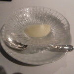 銀座 ハプスブルク・ファイルヒェン - 皇妃エリザベートの為のソルベ“アナナスソルベ”