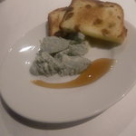 銀座 ハプスブルク・ファイルヒェン - 貴腐ワインでマリネしたブルーチーズ　Blauschimmelｋäse von Kracher 　2人前（別途2940円）