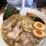 椿ラーメンショップ - ネギチャーシューメン(中盛り)  ¥940(¥100)
            トッピング味付玉子 ¥100