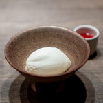 USHIGORO S. - 自家製アイスクリーム  いちご