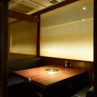 Private sofa room "2 people ~"/Horigotatsu large hall "up to 30 people"