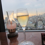 カクテルラウンジ パノラマ - ローランペリエ　ブリュット