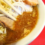 ラーメン二郎 - スープ