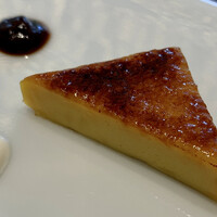 クイントカント - 塩クリームとエスプレッソソースを付けていただきます。