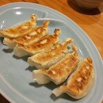 麺 一直 - 餃子￥350税込み(R1.7.21撮影)