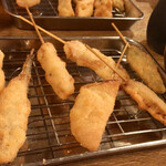 Kushikatsu Ikuno - 串カツ7点盛＝1000円