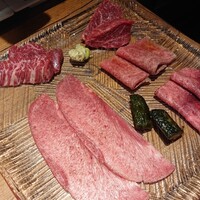 焼肉 うしみつ 恵比寿本店 - 