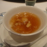 家全七福酒家 SEVENTH SON RESTAURANT - フカヒレと蟹肉のスープ