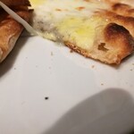 GOOD CHEESE GOOD PIZZA - コルニチョーネ