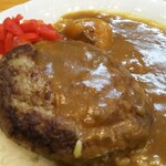 カレー&ハンバーグ やまと - ハンバーグも、けっこうボリュームあります