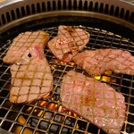 肉亭 まぼたん - ランプ